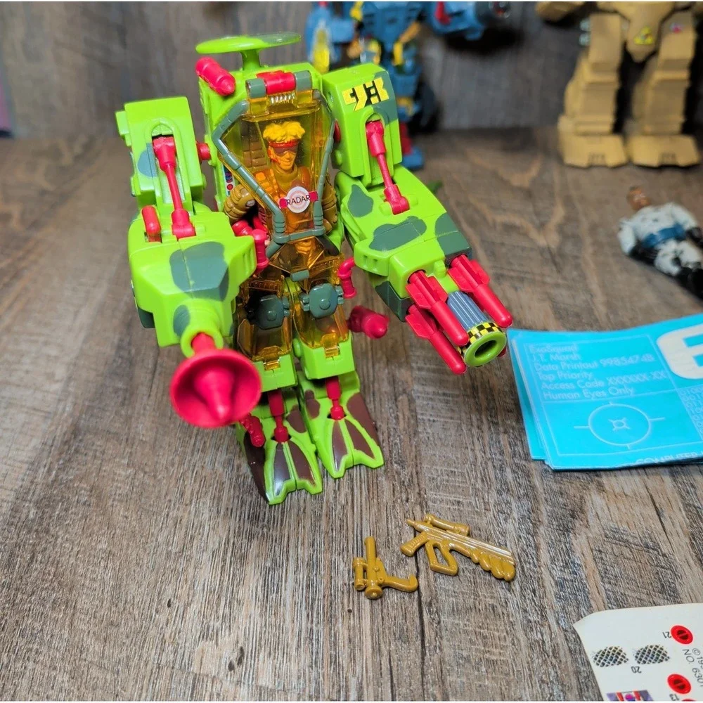 Exo-Squad Lot Playmates JT Marsh Alec Deleon Maggie Weston Captain Avery E Frame